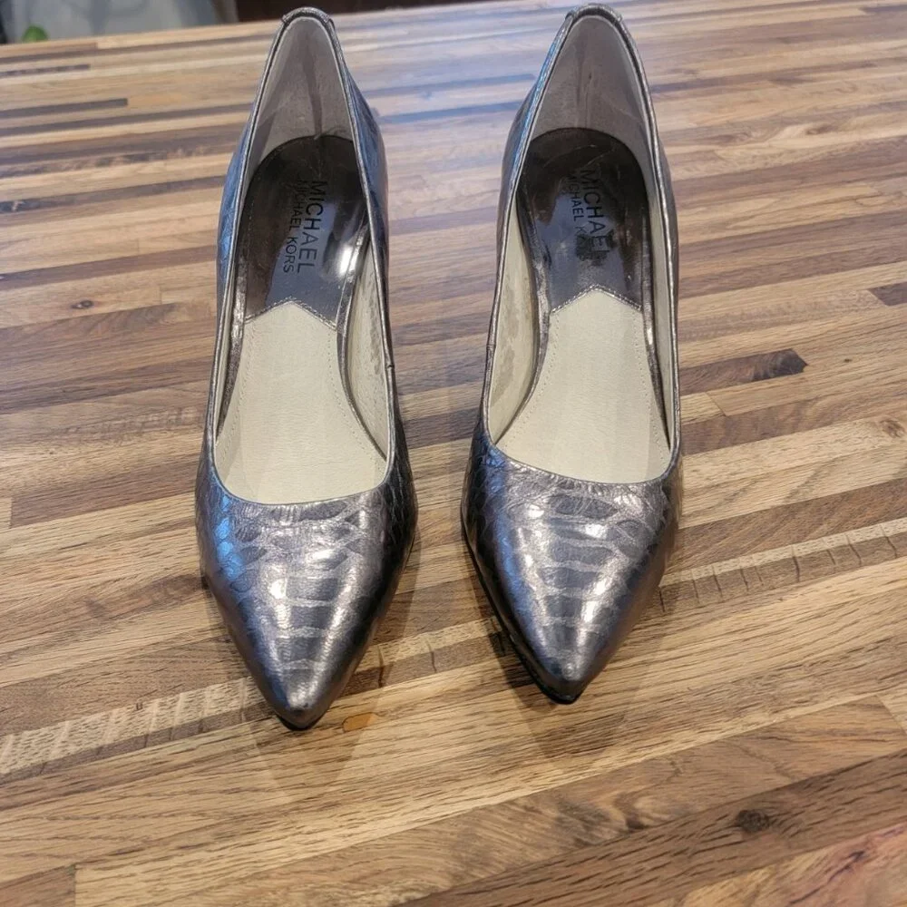 Michael Kors Leather Croc Embossed Heels Silvery Purple Color